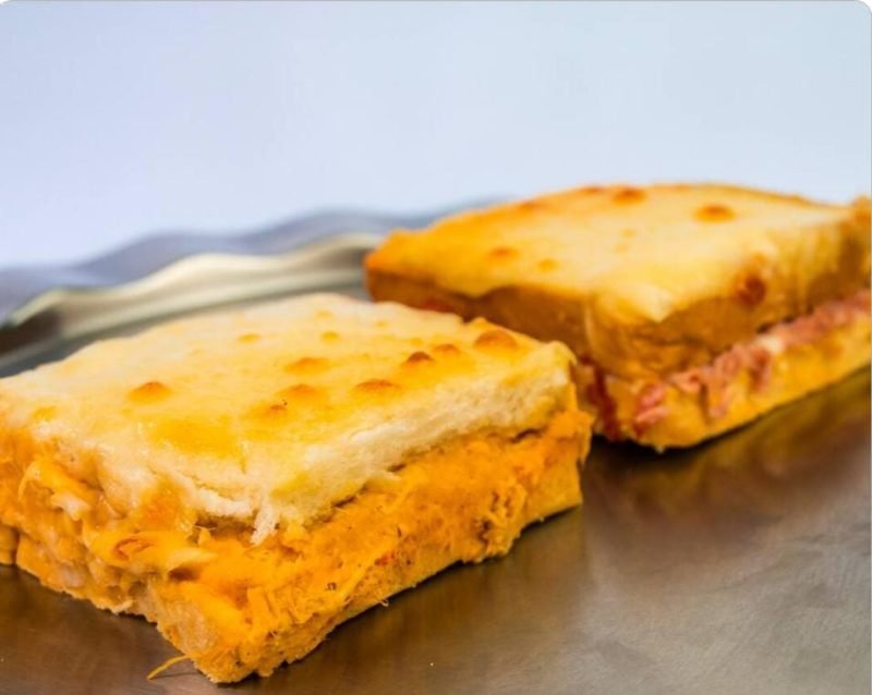 SANDUICHE FORNO FRANGO CREMOSO